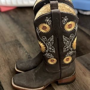 Brown Embroidered Heeled Boots